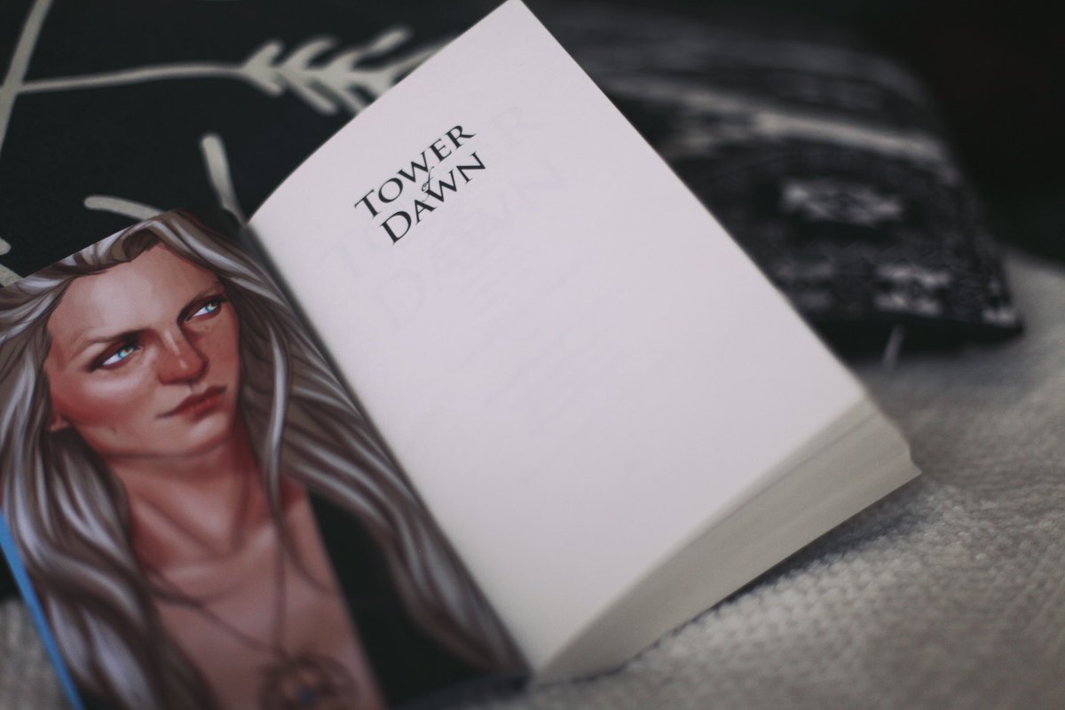 becbentliff's tweet photo. Follow + RT to win a Waterstones special edition of Tower of Dawn with art by @Merwild. Ends 5th Nov, open INTL. Good luck! 💜 https://t.co/fRZIzYIYXr