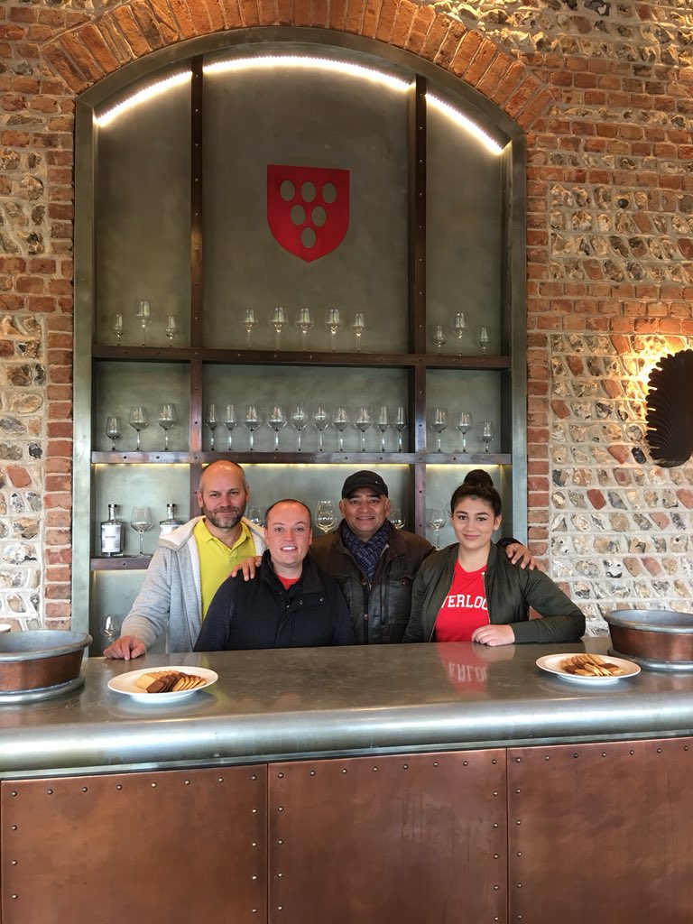 bhaskerpatel's tweet photo. @RathfinnyEstate @_chrisrossiter @Lemoniejules @emmerdale @RathfinnyEstate Feed Time 🍷@_chrisrossiter 👶🏻 @Lemoniejules @emmerdale #Alfriston #Portscatho #GeoffCox Lovely experience 😉 @ChrisChittell https://t.co/tGzzsW7kjP
