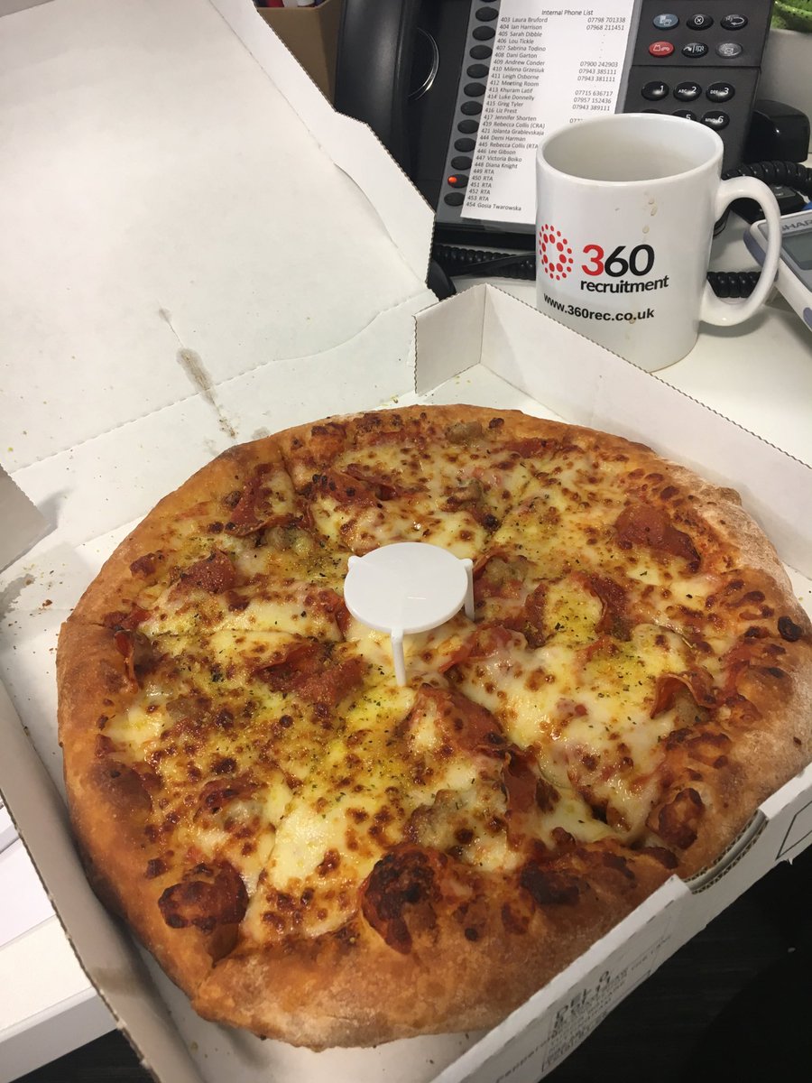 DemiRecruit's tweet photo. Pizza Friday at @360RecLtd That brings out that #FridayFeeling https://t.co/oqg2HU5Ryd