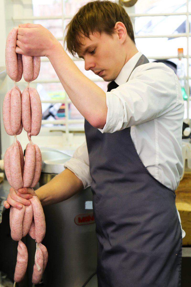 BrackleyButchrs's tweet photo. On the counter this weekend, Chilli &amp; Coriander sausages available in original and slimmers versions #sausage #brackley https://t.co/F3yBhfTyu5