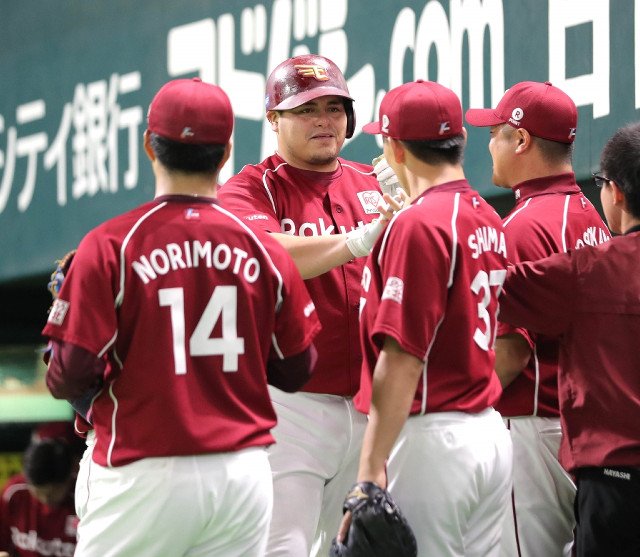 hochi_baseball's tweet image. 【 #パＣＳ 】アマダー、５回に同点２ラン「チームにとって良い１本が打ててうれしい」 dlvr.it/PwhNvL