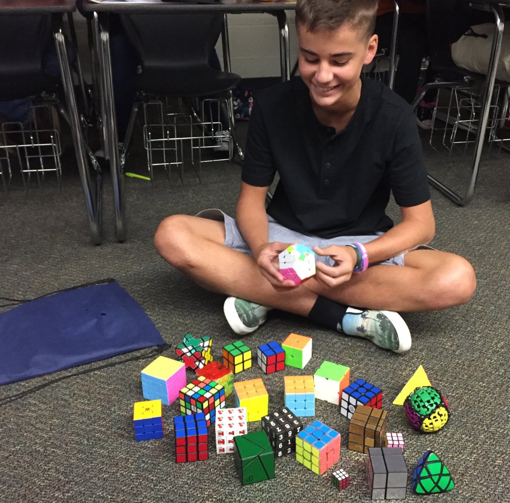 LCHS_9thMuse's tweet photo. Knox and the Rubik’s Cube https://t.co/547mWOQgFy https://t.co/gwclECTtA2