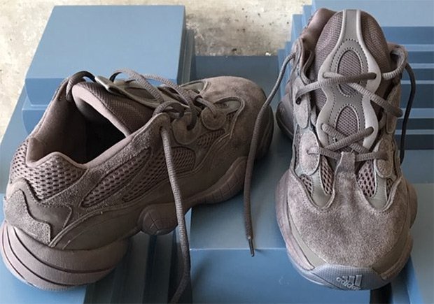 Shoesskills's tweet photo. These comin in 2018. 
Cookin?
YEEZY DESERT RAT 500
#yeezy #kanye #sneaks https://t.co/l15oaR63Rr