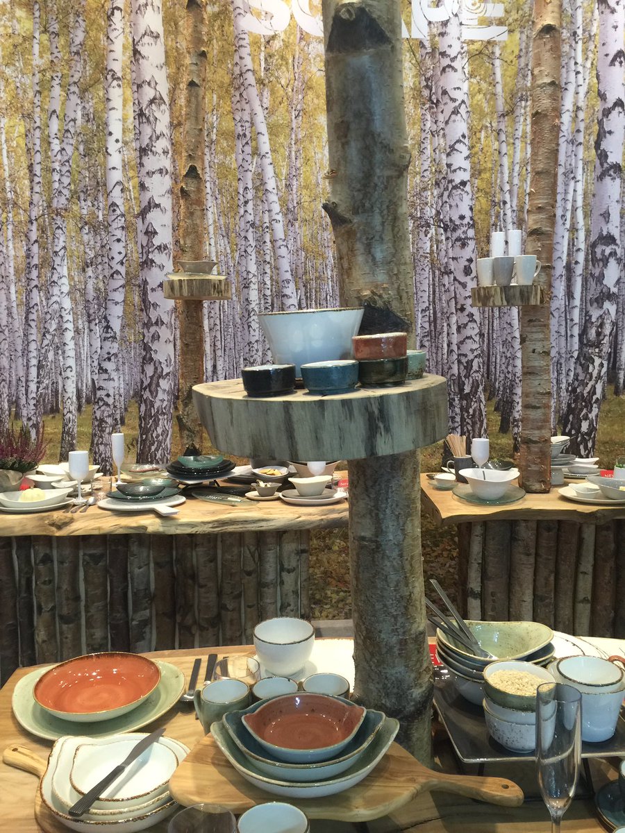 WilliamMurrayPR's tweet photo. Gobsmacked at this amazing stand #host17 @SteeliteUK https://t.co/01xpDvzvrH
