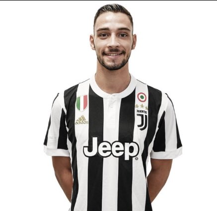 Happy 25th Birthday to Mattia De Sciglio! Hope to see you strive with the Bianconeri very soon!      