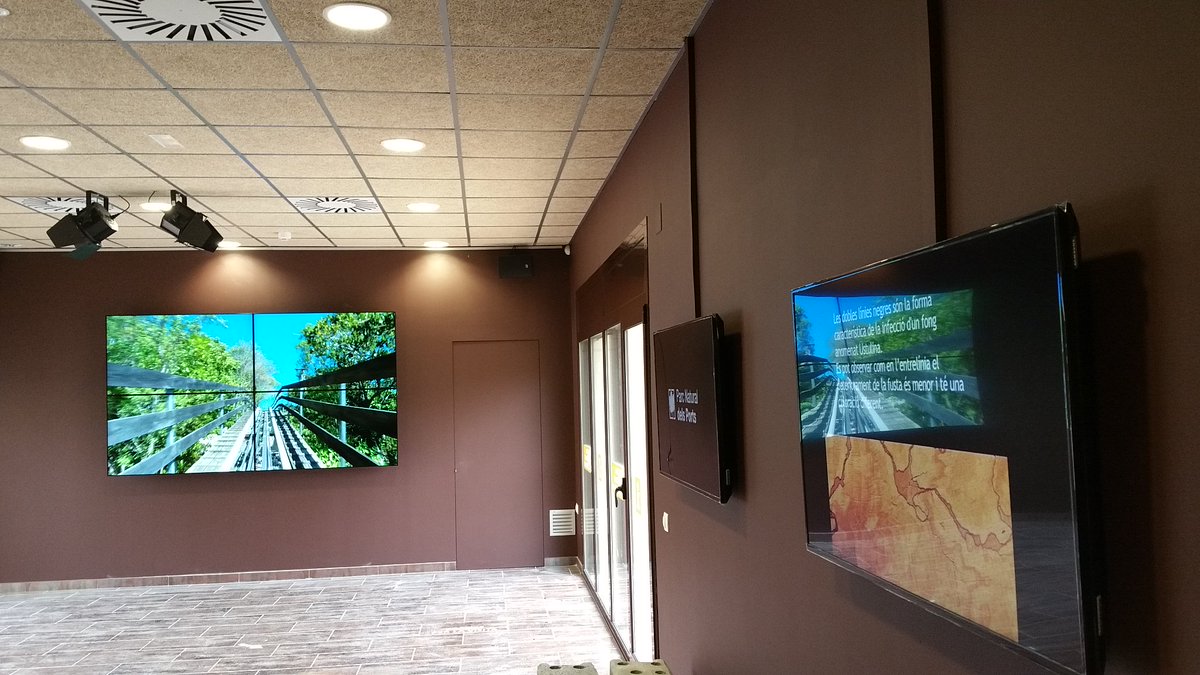 NextecEducativa's tweet photo. Instal·lació d'un #Videowall, #totem, #monitors informatius per a l'exposició del Parc Natural dels Ports  #innovacio #recursoseducatius https://t.co/WZs5tqJtsO