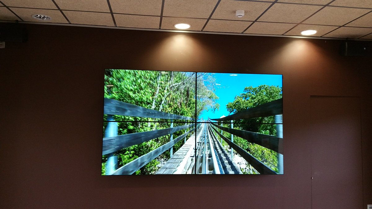 NextecEducativa's tweet photo. Instal·lació d'un #Videowall, #totem, #monitors informatius per a l'exposició del Parc Natural dels Ports  #innovacio #recursoseducatius https://t.co/WZs5tqJtsO