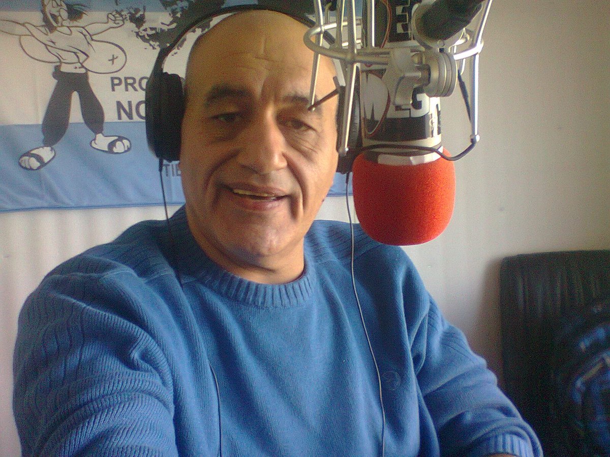 Mega915ok's tweet photo. #LaLicuadora #Musica #Actualidad hasta las 12:00 Hs por el aire de Mega 91.5 Conduce: @lalicuadora004 https://t.co/ZTXgzhOY03