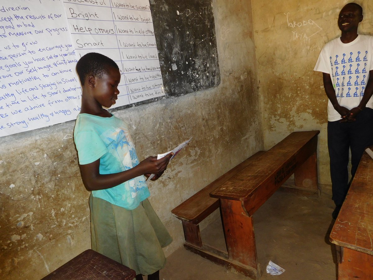 LifestitchesUG's tweet photo. #Positive self esteem #Lifestitches #AIDS Orphans makes good decisions so as to have healthy behaviors in our lives!! https://t.co/YPgMLw7lzR
