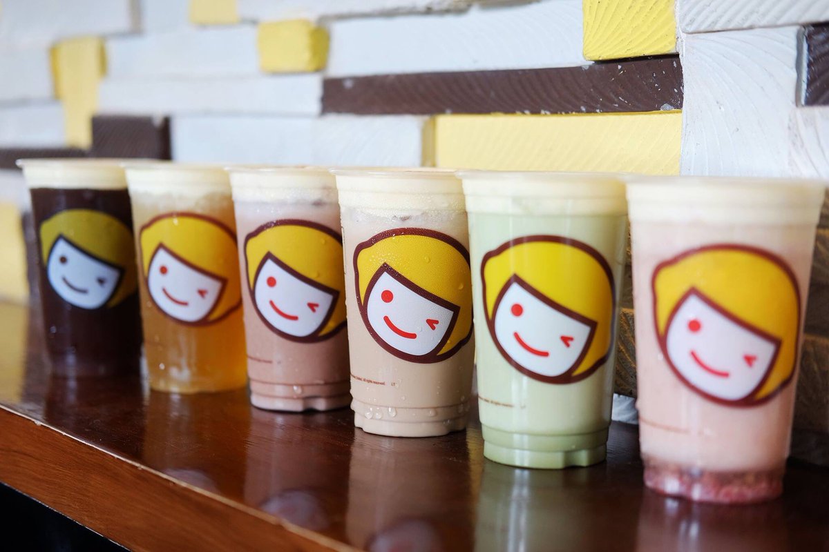 HappyLemonPh's tweet photo. Our Rock Salt and Cheese drinks are all lined up-- ready to put a cheesy smile on your face. 😉
#happylemon
#happyeveryday
#SayCheese https://t.co/MXXAYX5gsu