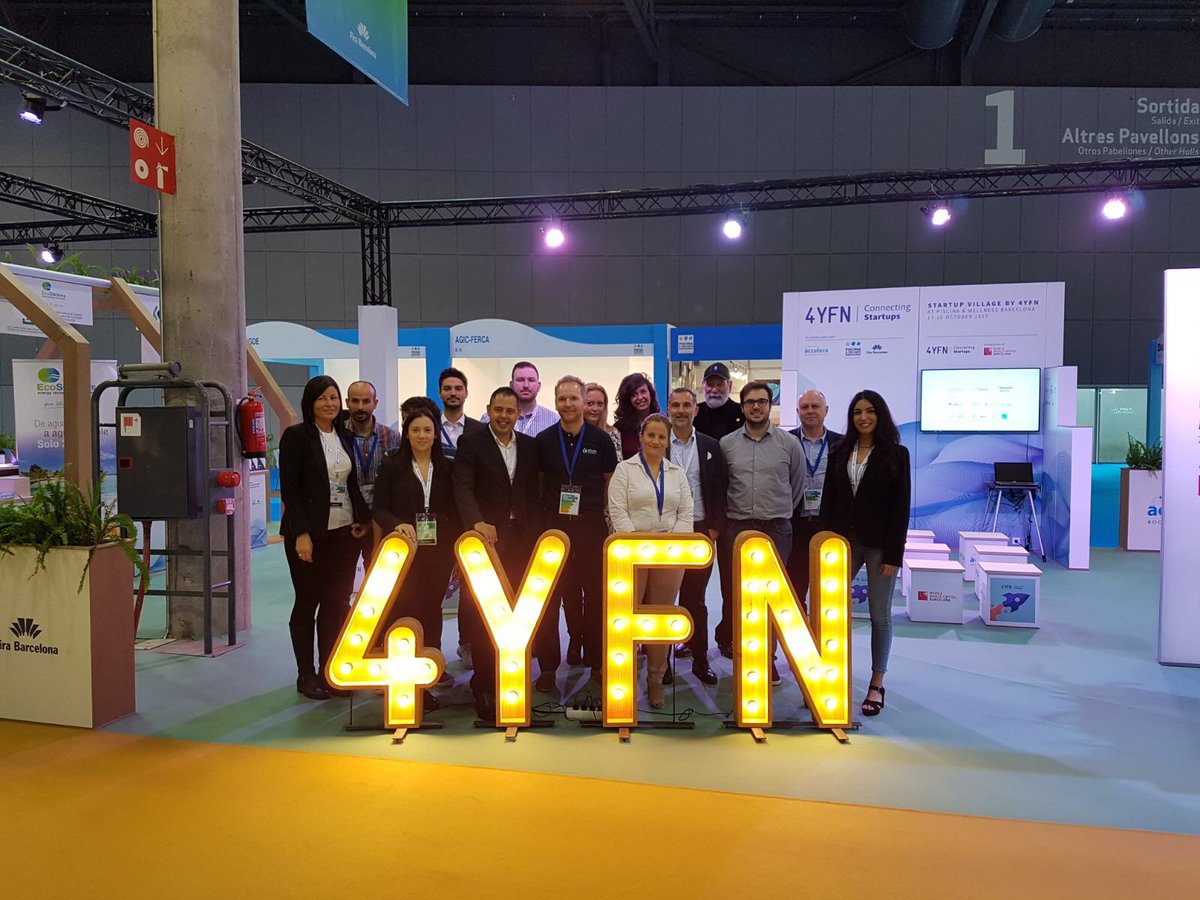 4YFN_MWC's tweet photo. It all went rather swimmingly! 😃Check out the photos of our 1st edition of #4YFNPW17 at #PiscinaWellness Good fun! 🙌 https://t.co/OfIPy7gSOV https://t.co/WN9kABKgF9