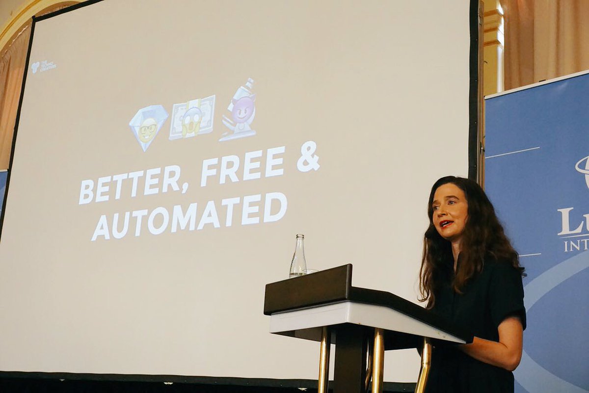 Luxatia_intl's tweet photo. @rozada (Founder & Chief Design Officer) @technocreatives explains How much do your users really love your product?#DesignThinking2017 https://t.co/gFdPajvGNa