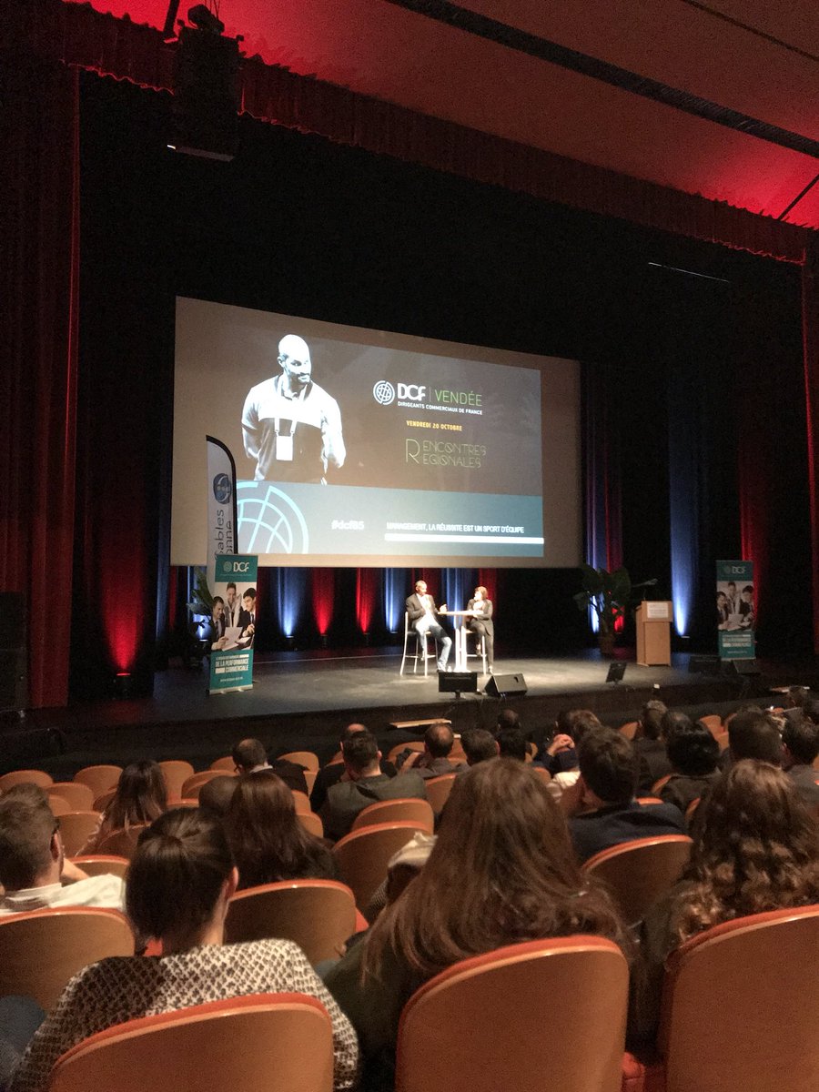 BistroYonnais's tweet photo. #dcf85 belle presta de Didier Dinart qui intervient pour les rencontres regionales #dcf : #management, la réussite est un sport d’équipe ! https://t.co/VNn5GlisO5