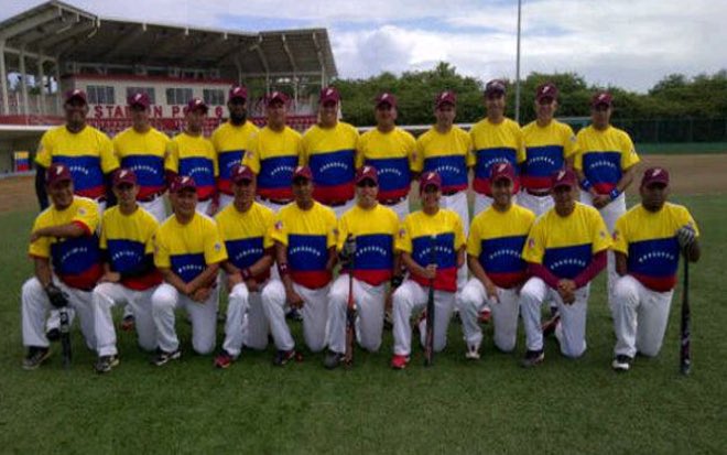Bandidos de Un Solo Brazo recuperan Título Mundial marcavinotinto.com/mas-deportes/b… <a href="/bandidos_vzla/">bandidos venezuela</a> #Softbol #MarcaVinotinto