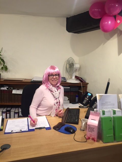 LunnLowth's tweet photo. Wear it Pink ! We wear it with style ! #BreastCancerAwareness https://t.co/pWwzzt0VHI