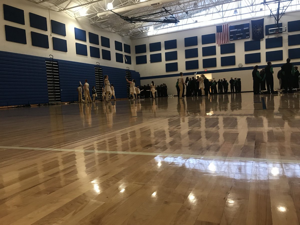 WeareFCBand's tweet photo. Sectional meetings on the road at #ClarkPleasantMiddleSchool...gracious hosts #BOA2017 https://t.co/mUFbe6OChu