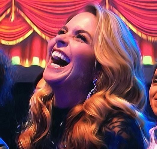 LuceroMexico's tweet photo. Corre el riesgo, sal, di sí, porque tal vez no ocurra nada, pero tal vez aparezcan los mejores momentos de tu vida!! Y la vida es hoy. https://t.co/Kf9SYn0ZCJ