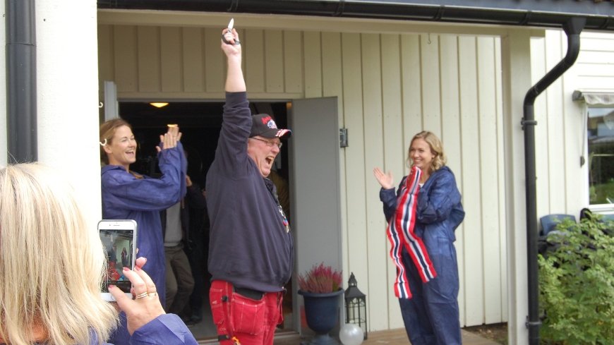 I FINN jobber det mange med stort hjerte! Nå har en gjeng FINN-folk pusset opp Hov-hjemmet. Se den rørende filmen: bit.ly/2l44x8e