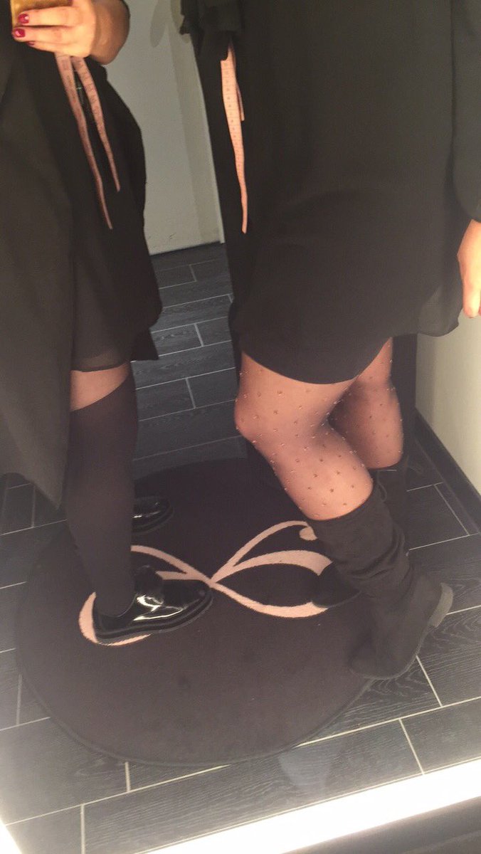 Sortez vos plus beaux bas, la 3ème paire offerte 🎀 uniquement chez HKM !! #hkmlegs <a href="/karin_rombaut/">Karin Rombaut</a> <a href="/AnaisMuntu/">Muntu Sona Anaïs</a> <a href="/S_Lalanne/">Stéphane Lalanne</a>