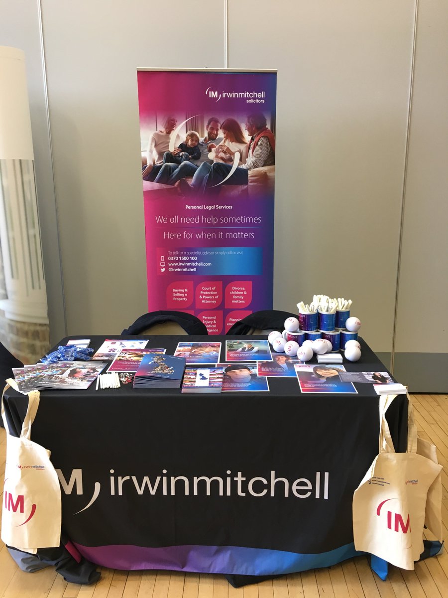 lowden_imogen's tweet image. Ready to talk all things #IM and #IMEqual at Bright Network Equality and Diversity Law Fair @Community_IM @JoeMatchett94 @EmilyCox_IM 🌈❤