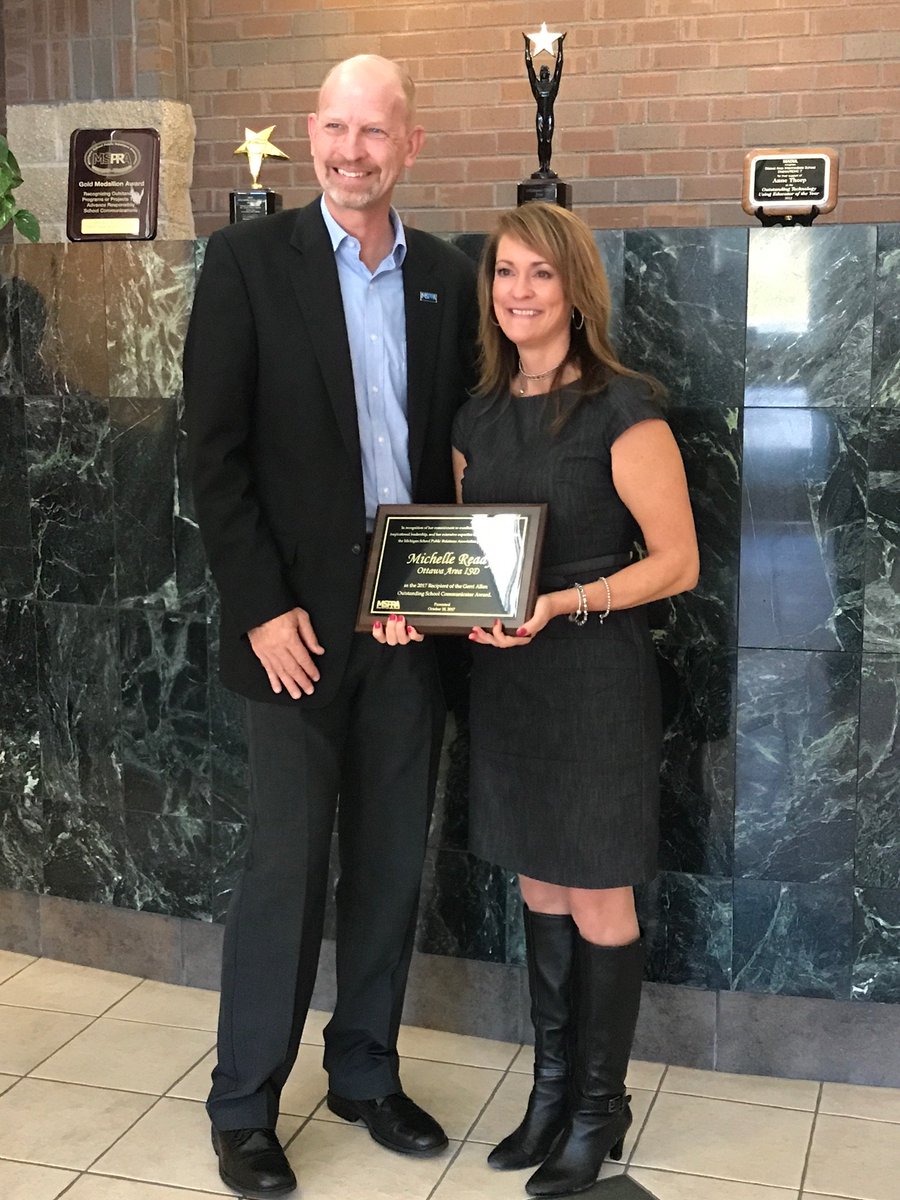 AlleganAreaESA's tweet photo. AAESA's Tom Scheidel presented the #MSPRA Communicator of the Year award to #OAISD Communication Director Michelle Ready on Wednesday. https://t.co/4hRI56aQxi