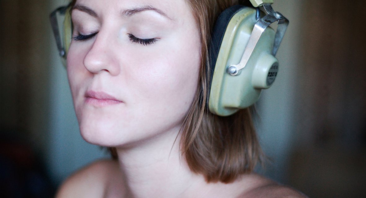 InquiriesJourn's tweet photo. The Impact of Listening to Music on Cognitive Performance (from 2013) -https://t.co/ihaAWs7FYI https://t.co/eJowgjYBgv