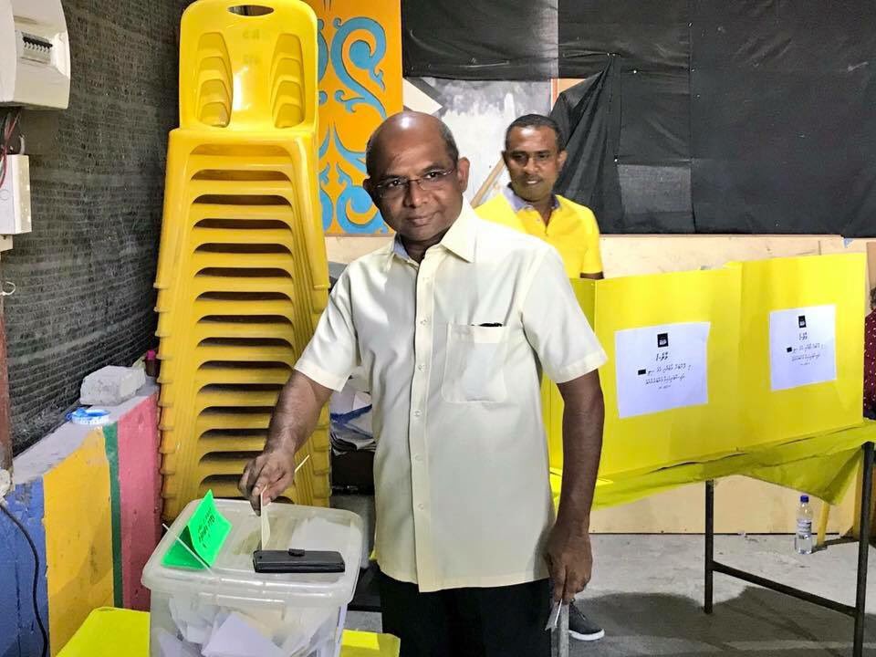 WaddeyAli's tweet photo. MDP ge Chairperson ge Naibu Idhaara adhi Maalee ge Inthikhaabuge Vote lun Harugeyga kuriah dhanee 

#MDPDCPElection https://t.co/wHHHHuBIZ8
