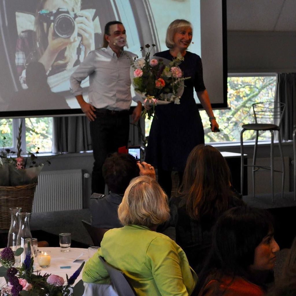 TomSebastian's tweet photo. Super dankbaar en trots! Linda Spaanbroek over lef en inspiratie. #lindaspaanbroek #shiftacademy #bbevent #growsup… https://t.co/1RfPhYUQLh https://t.co/uoAyHOhEYk