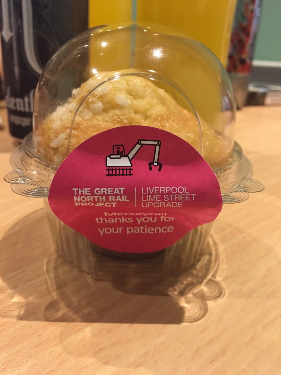 Was nice to get a free muffin on the way to work this morning Thank you <a href="/merseyrail/">Merseyrail</a> ☺️ #free #muffin #tasty