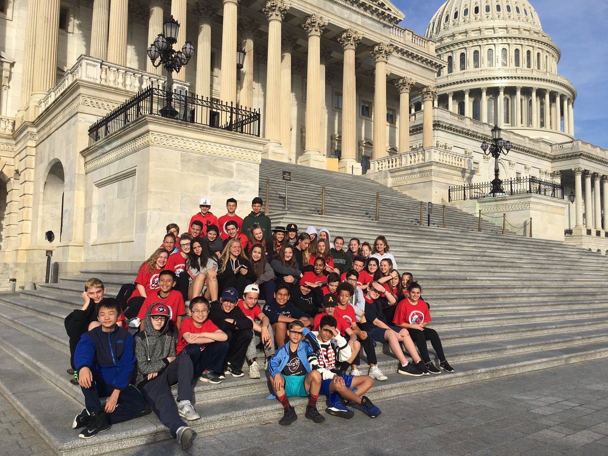 DowlingAMSB's tweet photo. Bus 1! #AMSBDC #AR5 https://t.co/frPu8gBNle