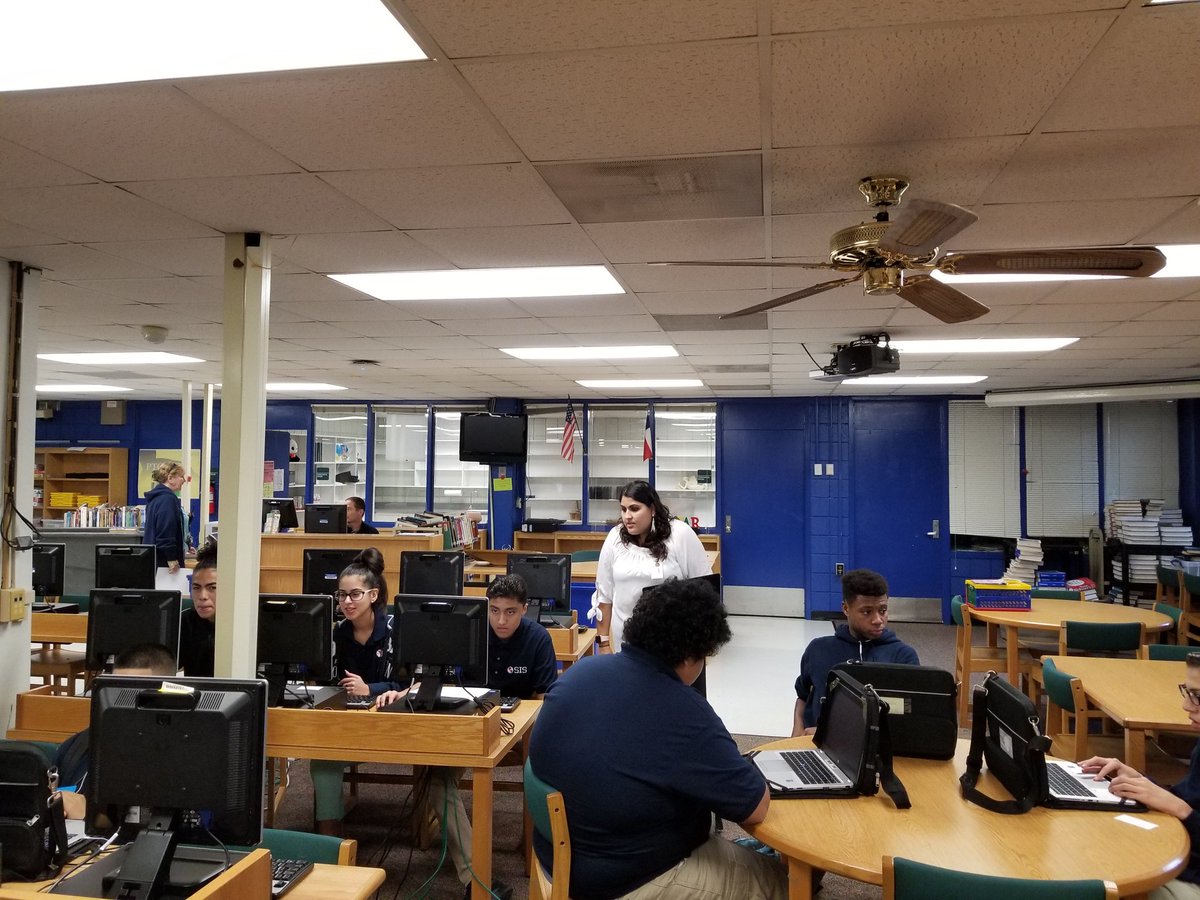 adamslaoshi's tweet photo. Ms. Natalie Elizondo came to SIS to help students apply for Summer Study Abroad programs @SISMagnet  #CIEE https://t.co/zbF6eueDE1