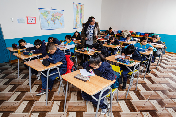 Educacion2020's tweet photo. Profe @meiximeixi y #RedesDeTutoría: "estructura actual de la sala de clases está dejando atrás a los estudiantes” https://t.co/bq9vdqPd7V https://t.co/gSoCNciMRo