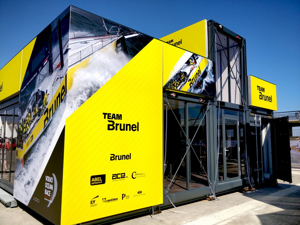 FaberExposize heeft voor de #VolvoOceanRace het leeuwendeel van de branding elementen gemaakt. Van vlaggen tot super fraaie lightboxes!