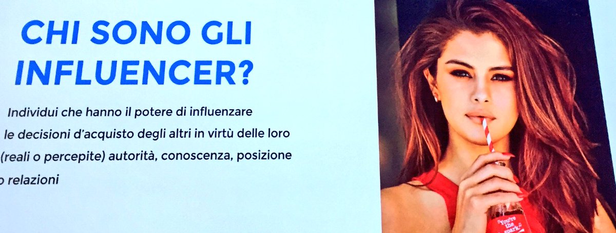 Clazzati's tweet photo. Si parla di #InfluencerMarketing al #SMDAYIT https://t.co/Z4dF1xqK4f