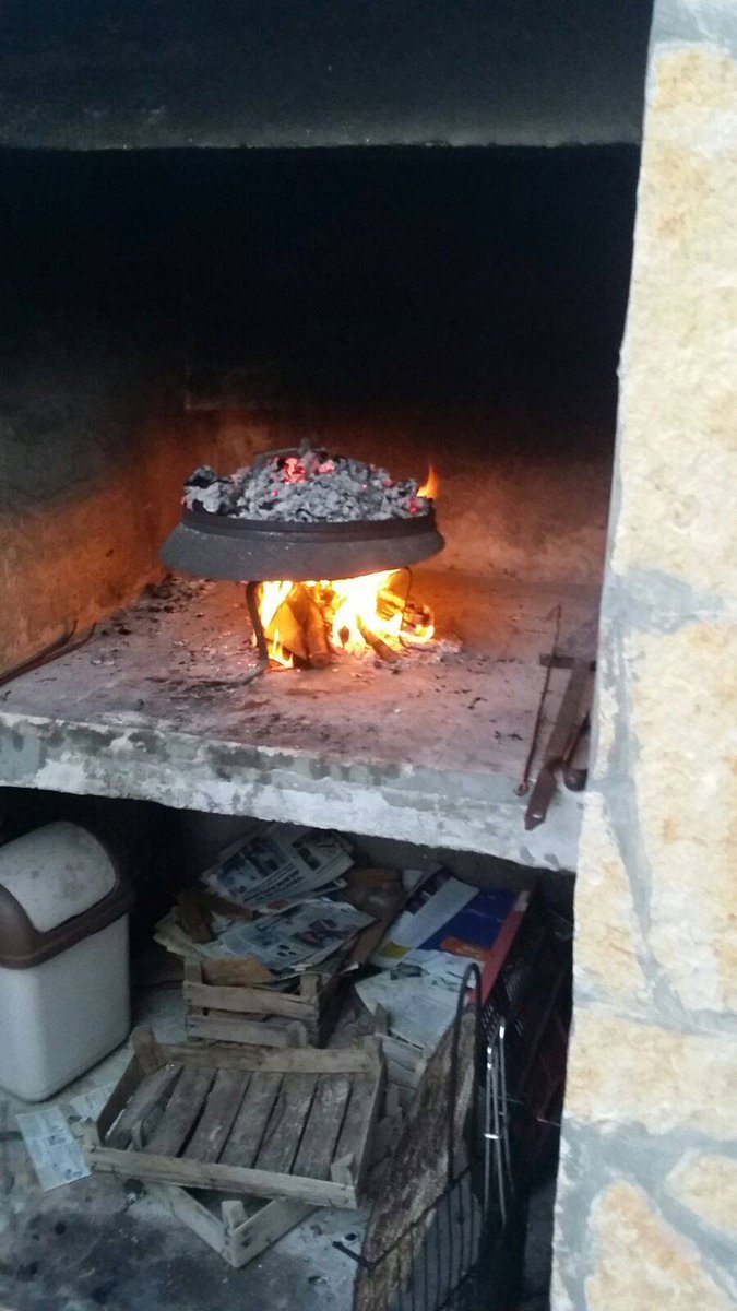 ApartmaniMarko's tweet photo. Autumn in Apartmani Marko Hvar https://t.co/CEBrtabnKP
