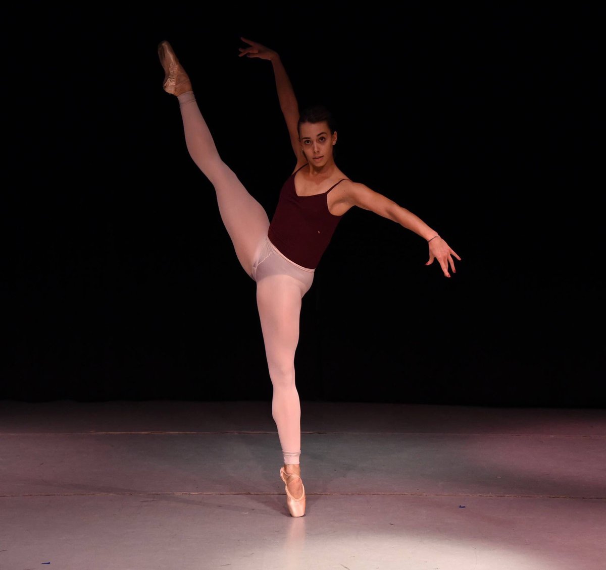 GinDanceCo's tweet photo. Don't miss the premier of @ShuChenCuff‘s #ConnectDisconnect @ #GDCChampagneandChocolate Tix: https://t.co/Udg0MWRZdy #gindancers #gindance https://t.co/igLW6c7fUp