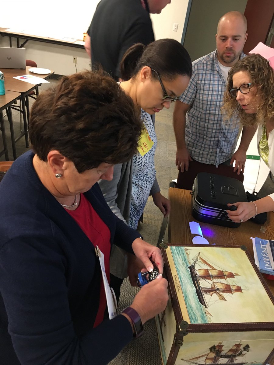 CSibirzeff's tweet photo. Educators playing Breakout! So fun! #maketolearnces #spspride #spsmind https://t.co/M2phsjc9Iv