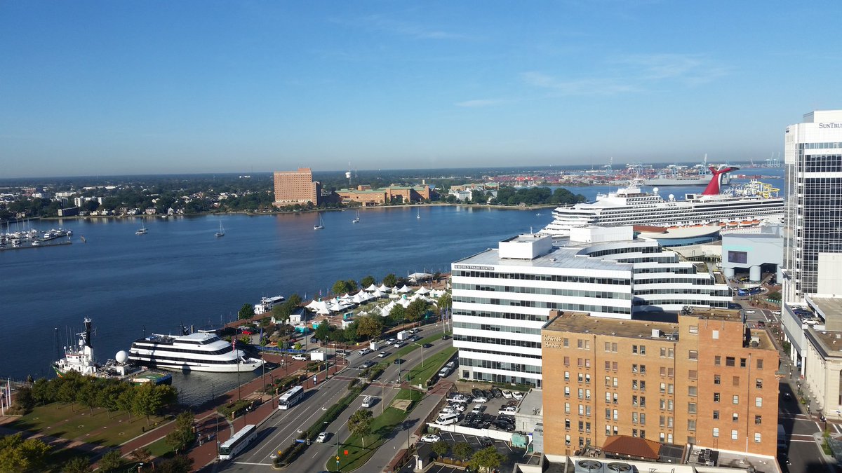 cdBRComHealth's tweet photo. Beautiful day in Norfolk to kick off #MSV2017 https://t.co/p9QsA2qXOj