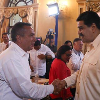 Agrobolivar_'s tweet photo. El presidente @NicolasMaduro llega hoy al estdo Bolivar para juramentar a nuestro Gobernador electo @JustoNogueraP #BolívarConMaduroYJusto https://t.co/VtH0yOsb0F