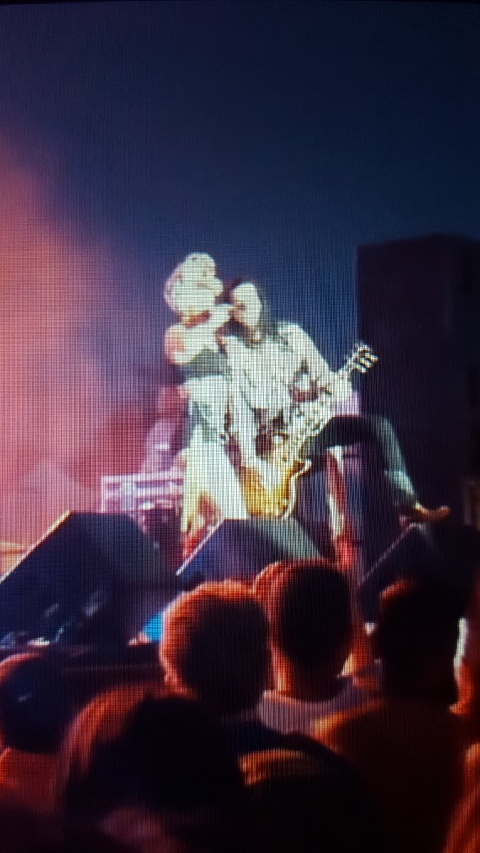 LexiSexiRoxx's tweet photo. #FlashbackFriday #NeonHitch #LexiRoxx #ontour #onatage #pop #POPMUSIC #rocknroll somewhere in #Arizona its blurry oh well lol https://t.co/ij0Lix45NF