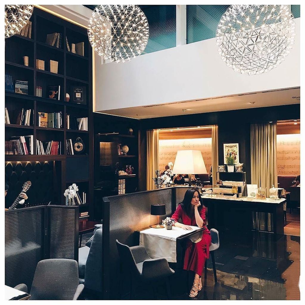 hmilanoscala's tweet photo. Un'ospite molto speciale in hotel, grazie per la visita Alessia @styleshouts ! 😊

@Regranned from @styleshouts -  … https://t.co/4C6liRD6kv https://t.co/DNoS7a5beN