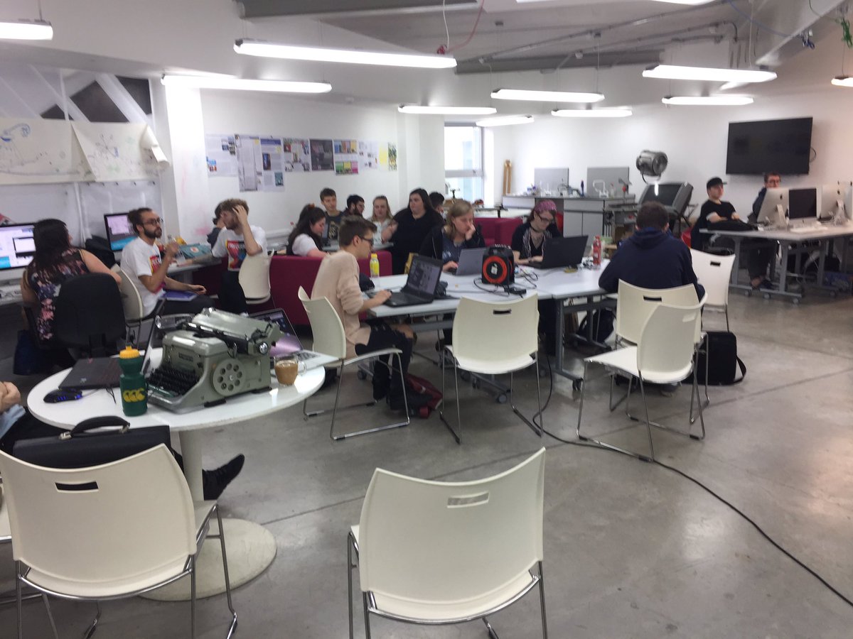 Can our ID Students keep up with Mike @mikebrondbjerg <a href="/_kultur/">Kultur Design</a> in processing?