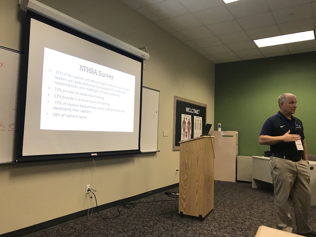 nickzizi's tweet photo. Learning about Student Leadership and Developing Captians presented by Jim Domoracki #pdforum17 #unleashyourzebra https://t.co/ZqgYJpY3qA