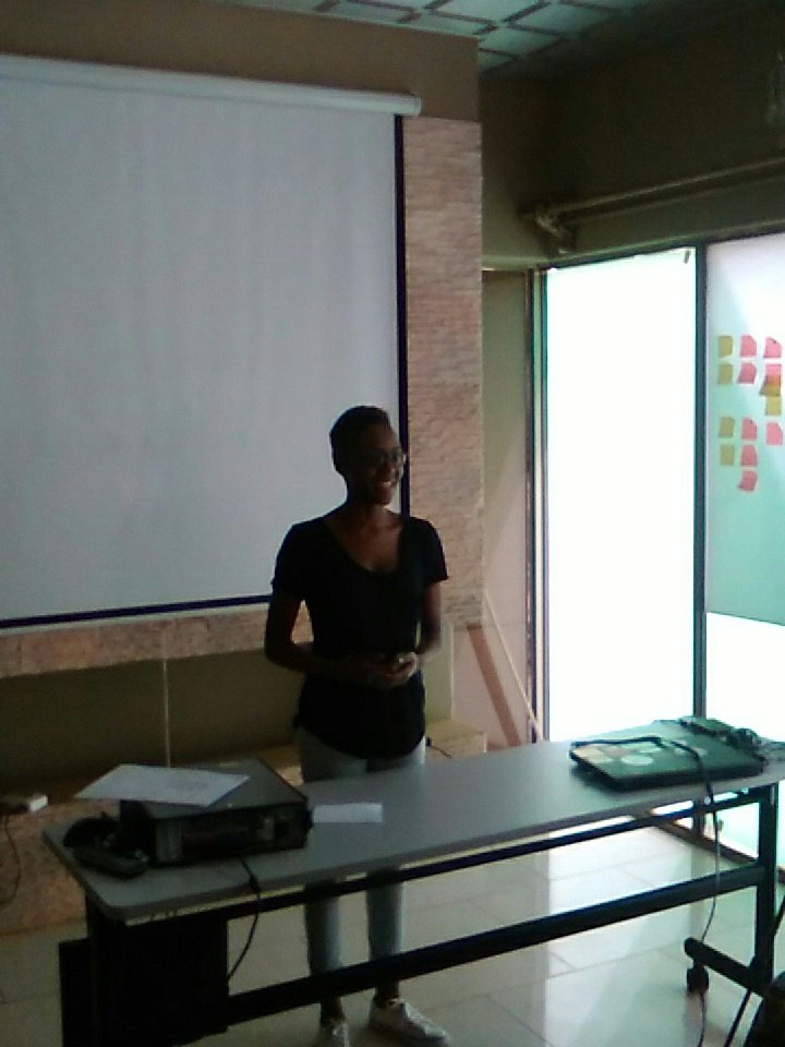 thehackersguild's tweet photo. #BootCamp Student Jane Malunga giving a short speech on behalf of her colleagues. Says thank you to #hackersguild for the opportunity. https://t.co/trARRsDZiZ
