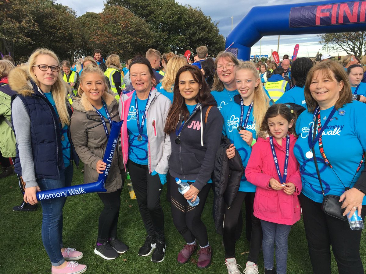 TEWVresearch's tweet photo. Great photos from our team memory walk a couple of weeks ago - home baked flapjacks helped us on our way on this 7K walk https://t.co/xIcBbEchDf