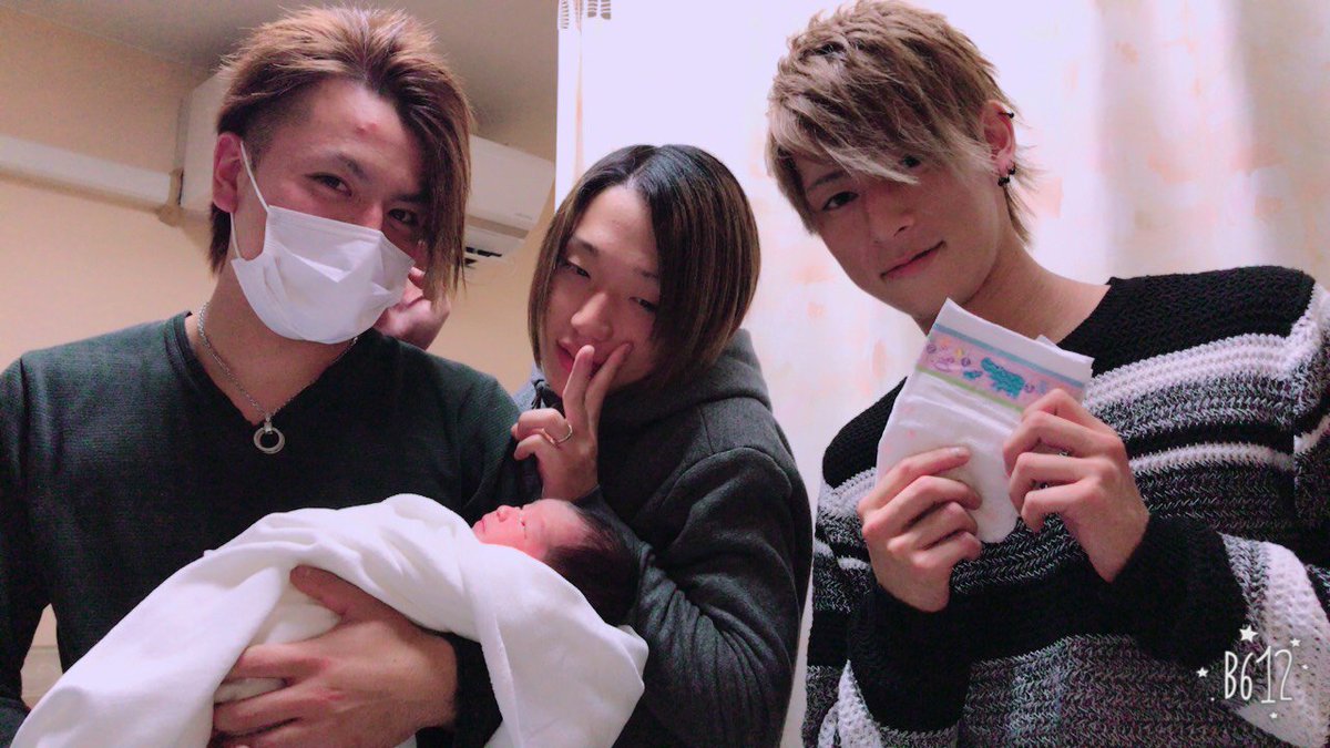 ko_chan_0807's tweet photo. 10月19日午後3時37分2730グラムの男の子が生まれました！しーちゃんよく頑張りました！お疲れさま！これからもしーちゃん、叶羽よろしくね！ https://t.co/6Ltn8aYdir