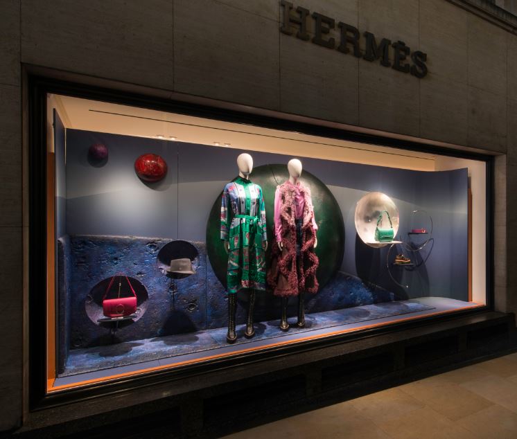 Millington3D's tweet photo. "Object Sense" #AW17 #retailwindows for @Hermes_Paris https://t.co/K8PJyJ27Nw