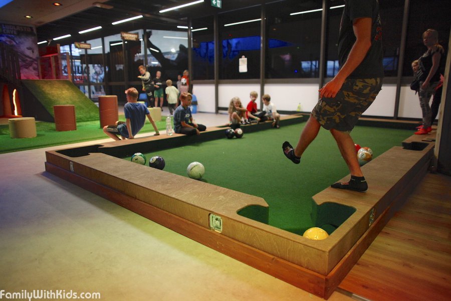 KidsReviewRu's tweet photo. #Finland - We visited the newly opened #Duudsonit or #Dudesons Activity Park in #Espoo, our full photo review:
https://t.co/2lOp2Z4JWf https://t.co/8a7SZY009n