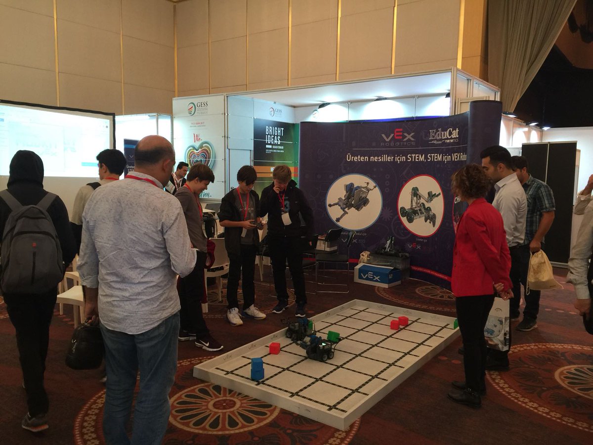 RobotikEğitimi Çocuklara Nasıl Öğretilir ?
#OkyanusKoleji #GessTurkey Fuarında Robot Ekipmanları Dünya Devi VexRobotics standında anlattı.