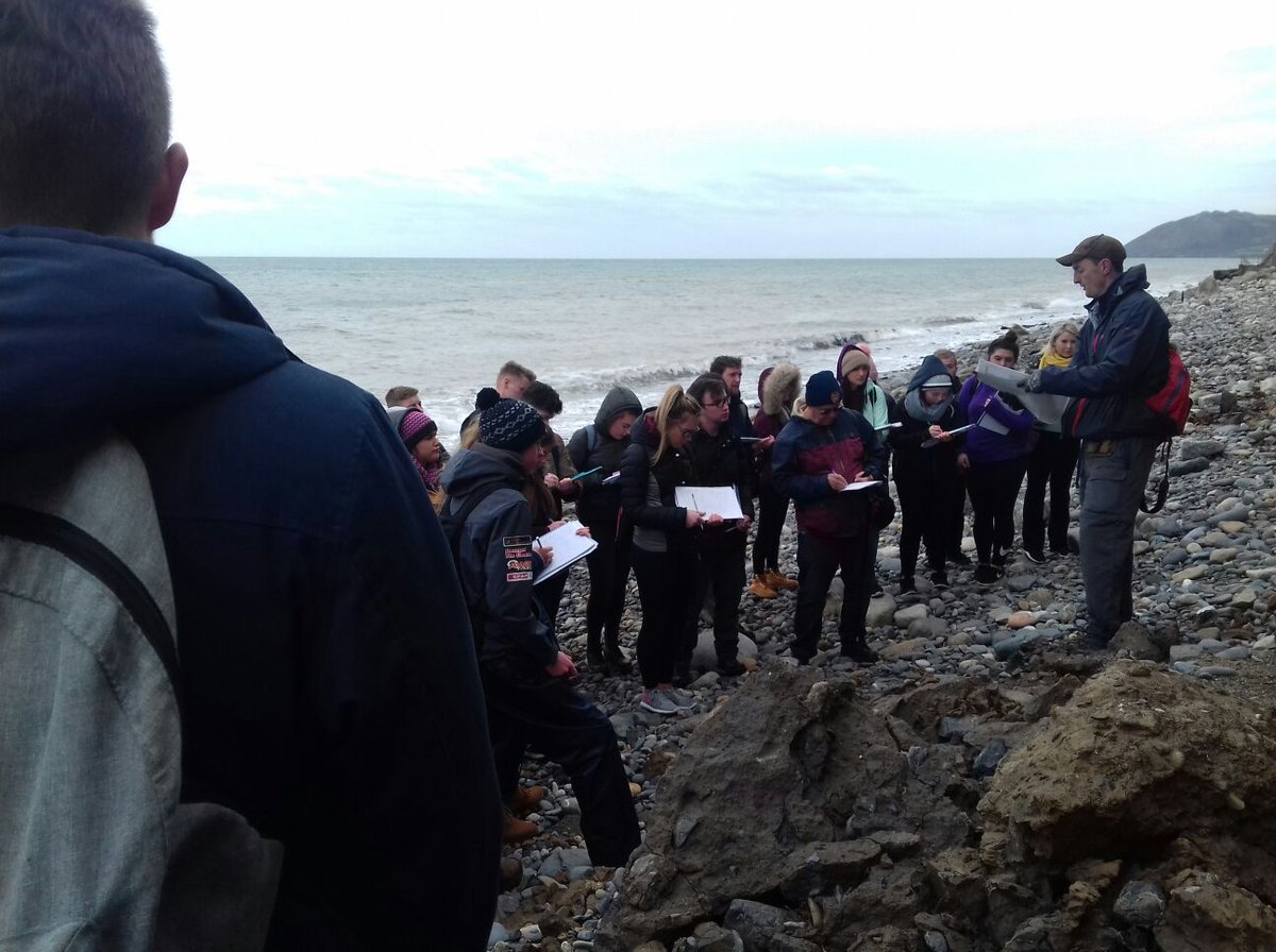 Maynoothgeog's tweet photo. Our #GY315 Glacial Geomorphology students enjoying some of the coastal beauty of Shankill, Dublin #GoingPlaces #fieldworkfriday #StormBrian https://t.co/VhtmSPJc1O